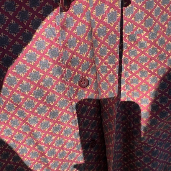 Geometric Patterned Shirt - Picture 4 of 6